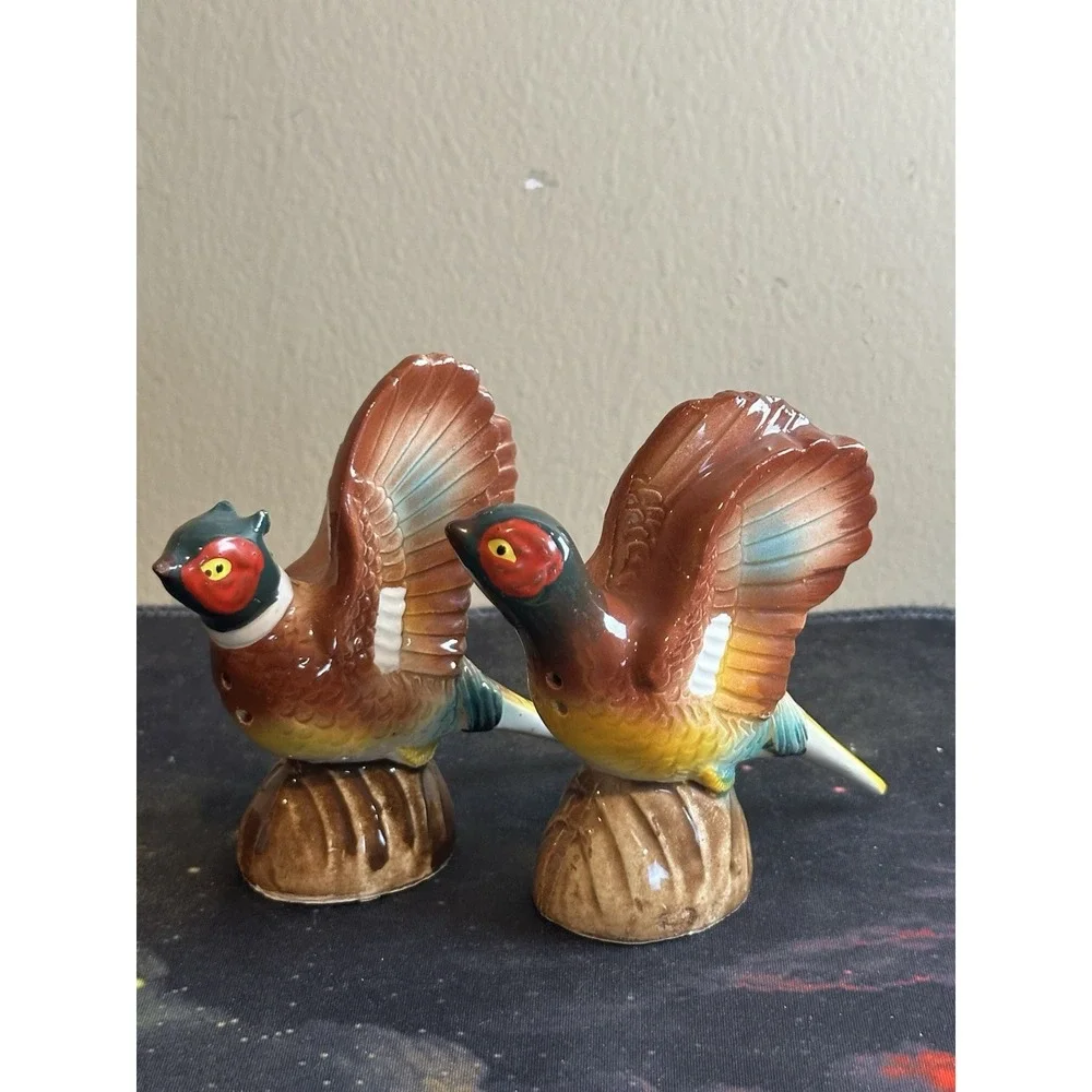 Pheasant Shaped Salt & Pepper Shakers‎